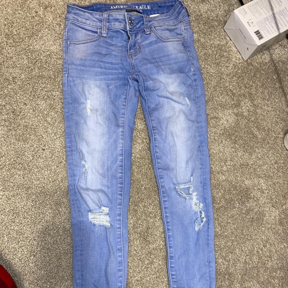 Low rise jeans